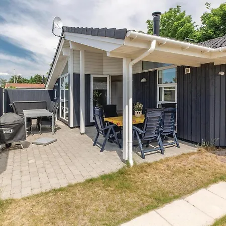 Three-bedroom In Сasa de vacaciones